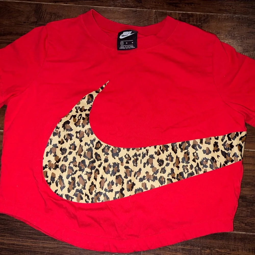 Nike Red Tee with Leopard Swoosh - Picture 2 of 3